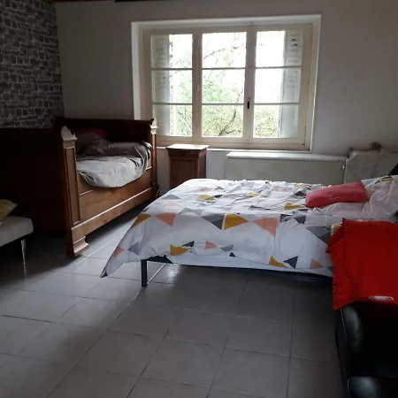 Maison plein pied dans bourg avec tous commerces Luçay-le-Mâle Extérieur photo