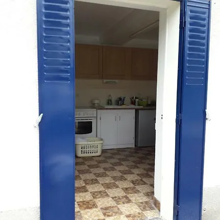 Maison plein pied dans bourg avec tous commerces Luçay-le-Mâle Extérieur photo