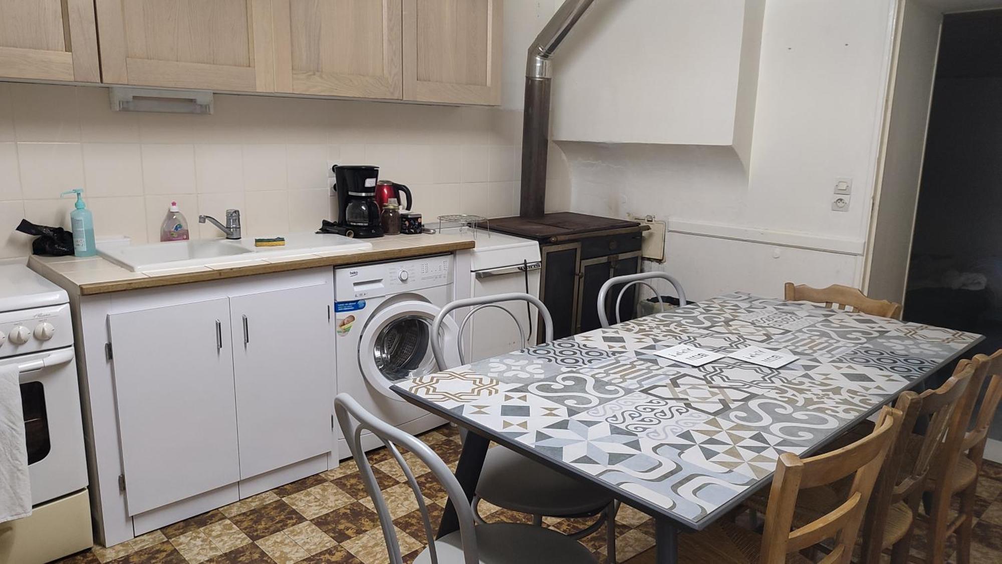 Maison Plein Pied Dans Bourg Avec Tous Commerces Hébergement de vacances *